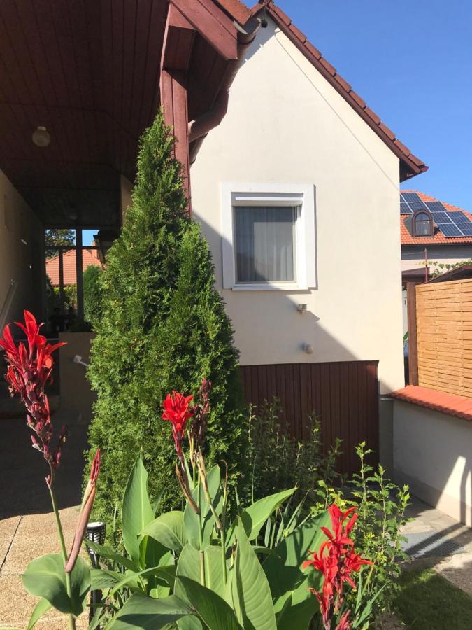 Apartman Tinasol Mosonmagyarovar Exterior photo